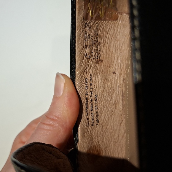 Women's Square-toe Sleek Black Leather Loafers with Contrast Stitching (US 7) - Picture 8 of 9